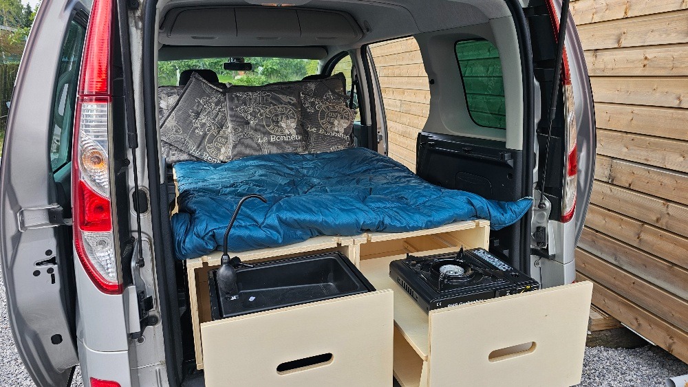 kit cuisine van